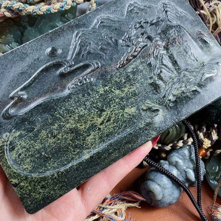 和田玉挂件未镶嵌