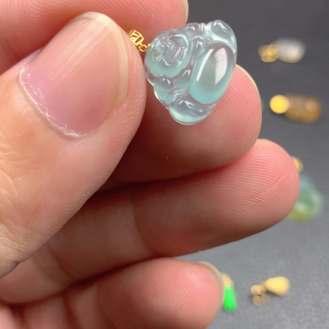【闪购商品】颈饰18K金镶嵌翡翠翡翠