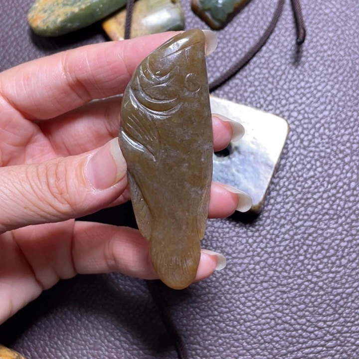 岫岩河磨玉（透闪石质玉）未镶嵌颈饰
