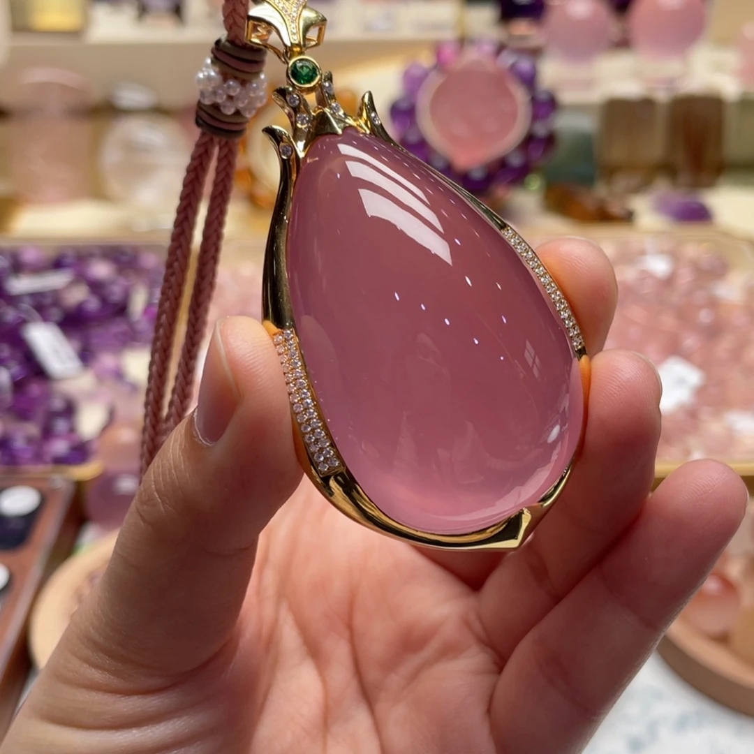 18K金镶嵌手链水晶