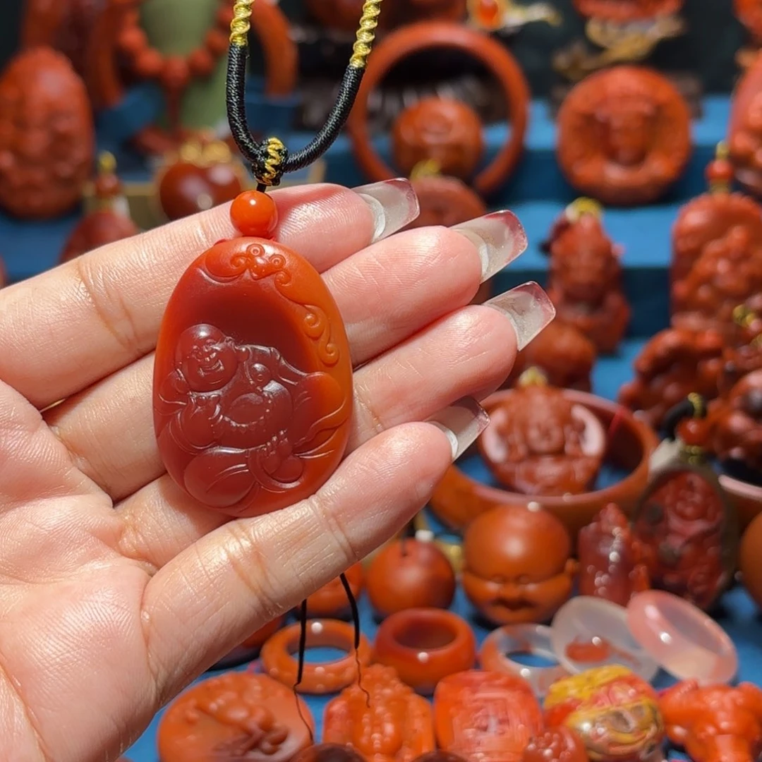 未镶嵌雕刻南红玛瑙