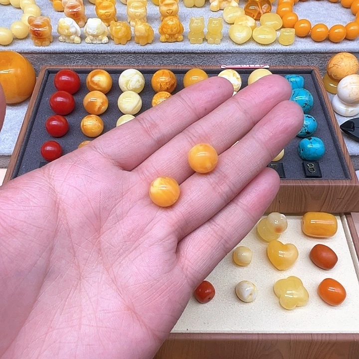 琥珀未镶嵌裸石金绞蜜单珠