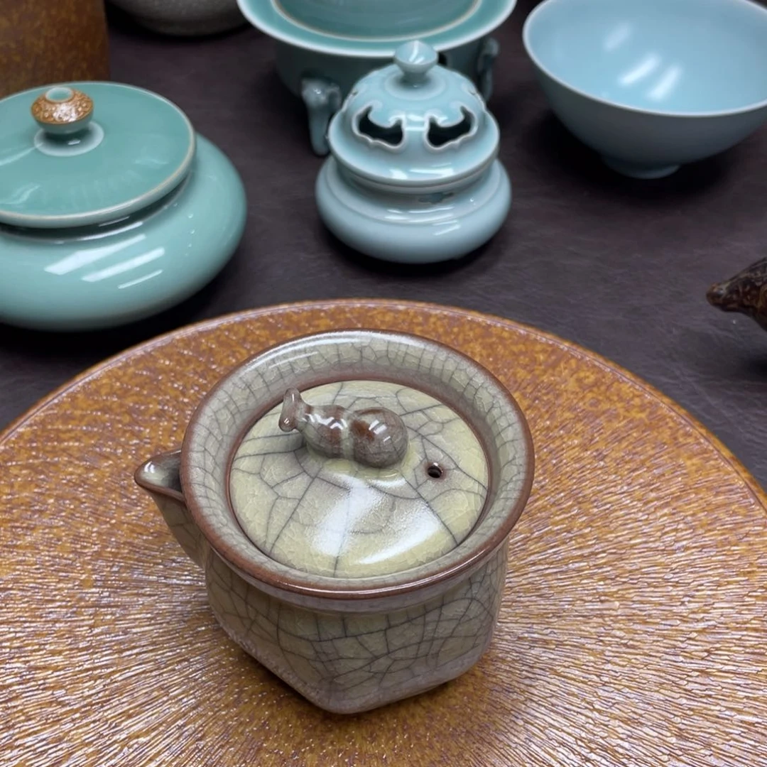 微瑕青瓷茶具杯子