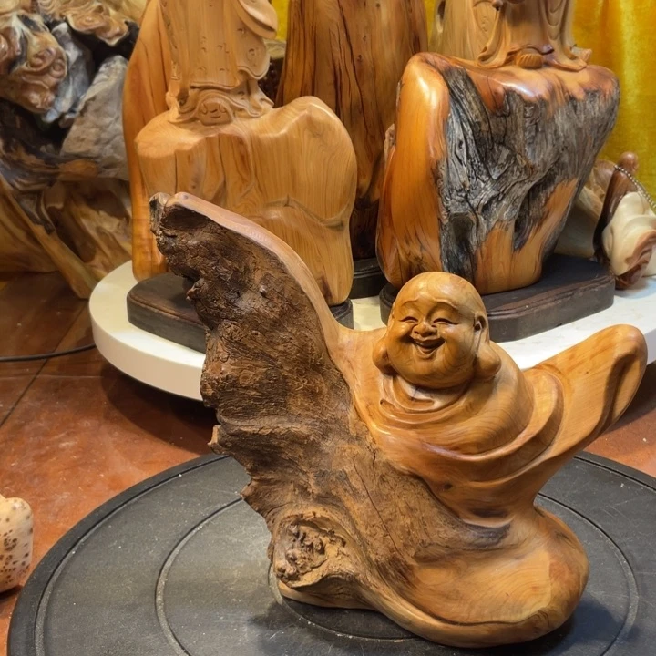 柏木（崖柏）崖柏   弥勒