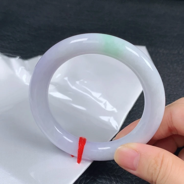 翡翠未镶嵌手镯（圆镯）