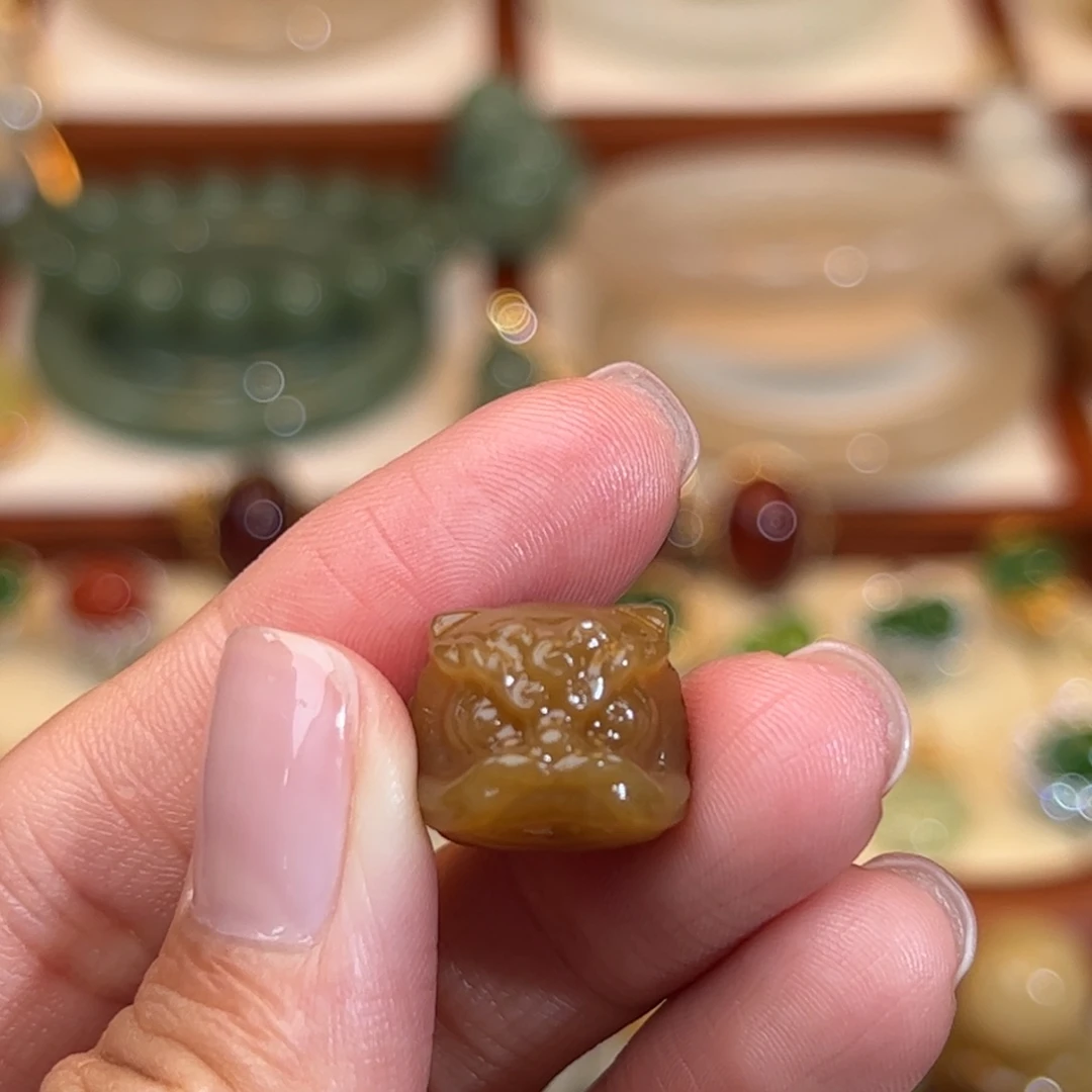 未镶嵌和田玉挂件