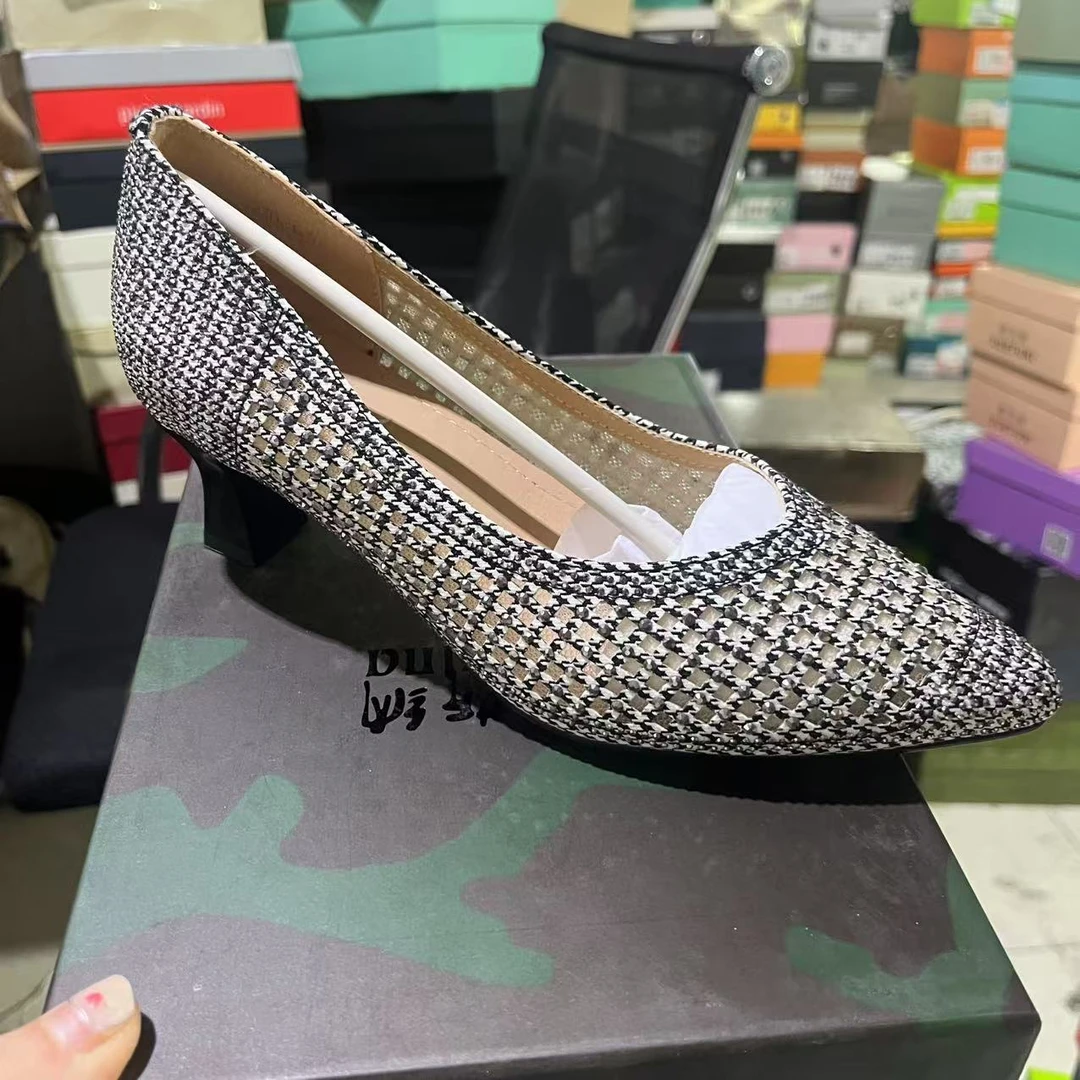 B-333 镂空尖头跟鞋3529-6