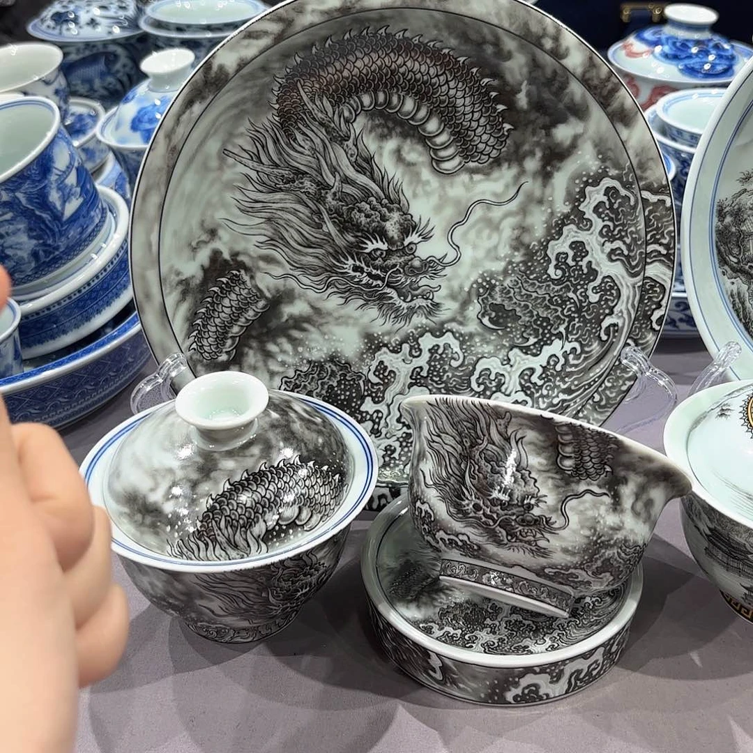 瓷片景德镇市和上海浦东