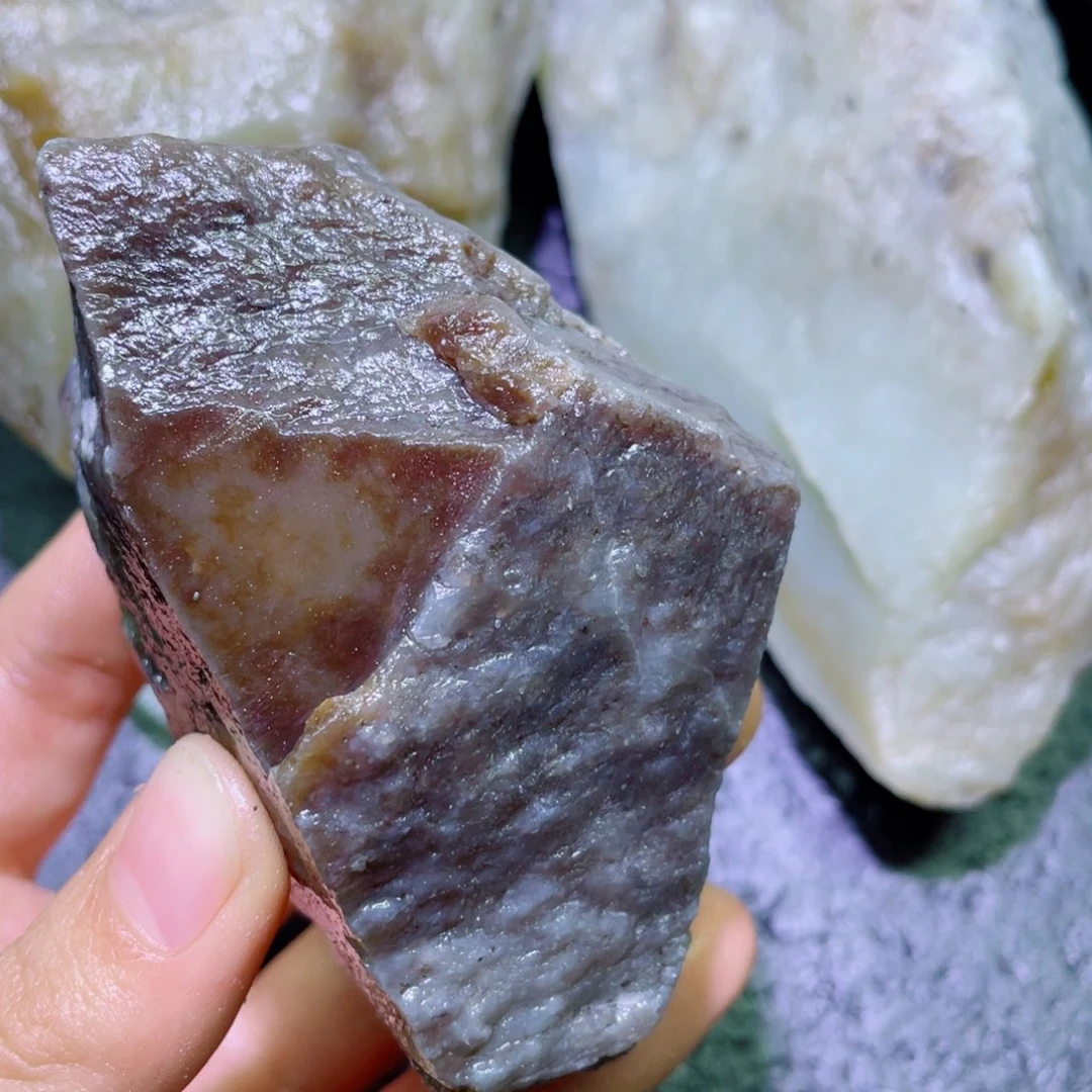 和田玉未镶嵌珠宝半成品