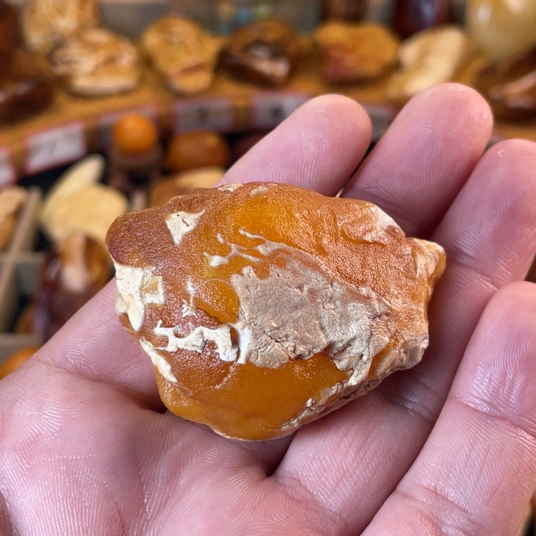 未镶嵌琥珀裸石骑***觉天然蜜蜡