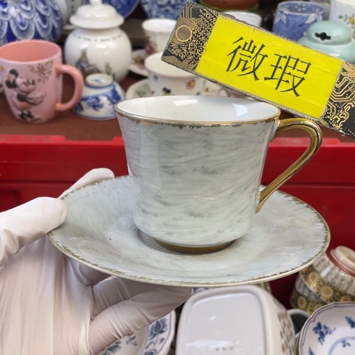 他家瓷器真美….开播了