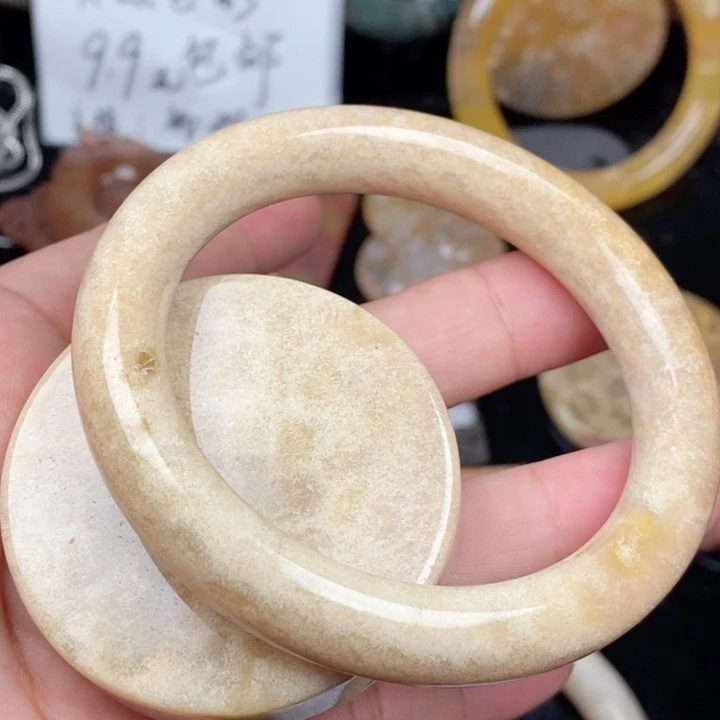 硅化玉未镶嵌颈饰56