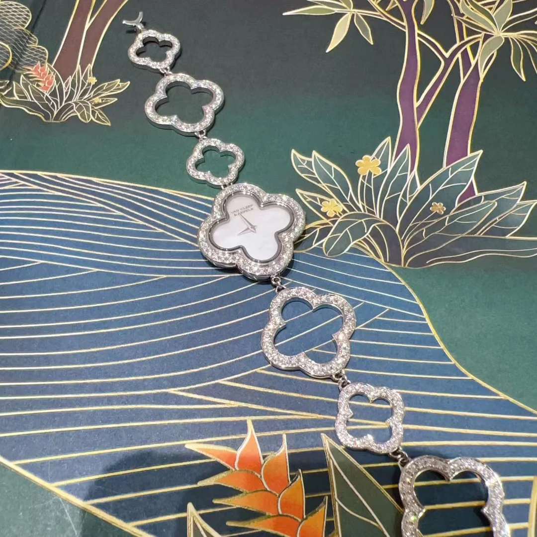 99新 梵克雅宝 四叶草8花手表石英白金27盘原钻大星奢品