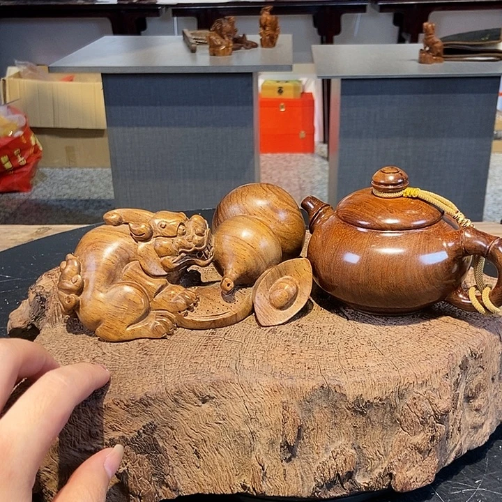 勇***者紫檀木类端景台多样性