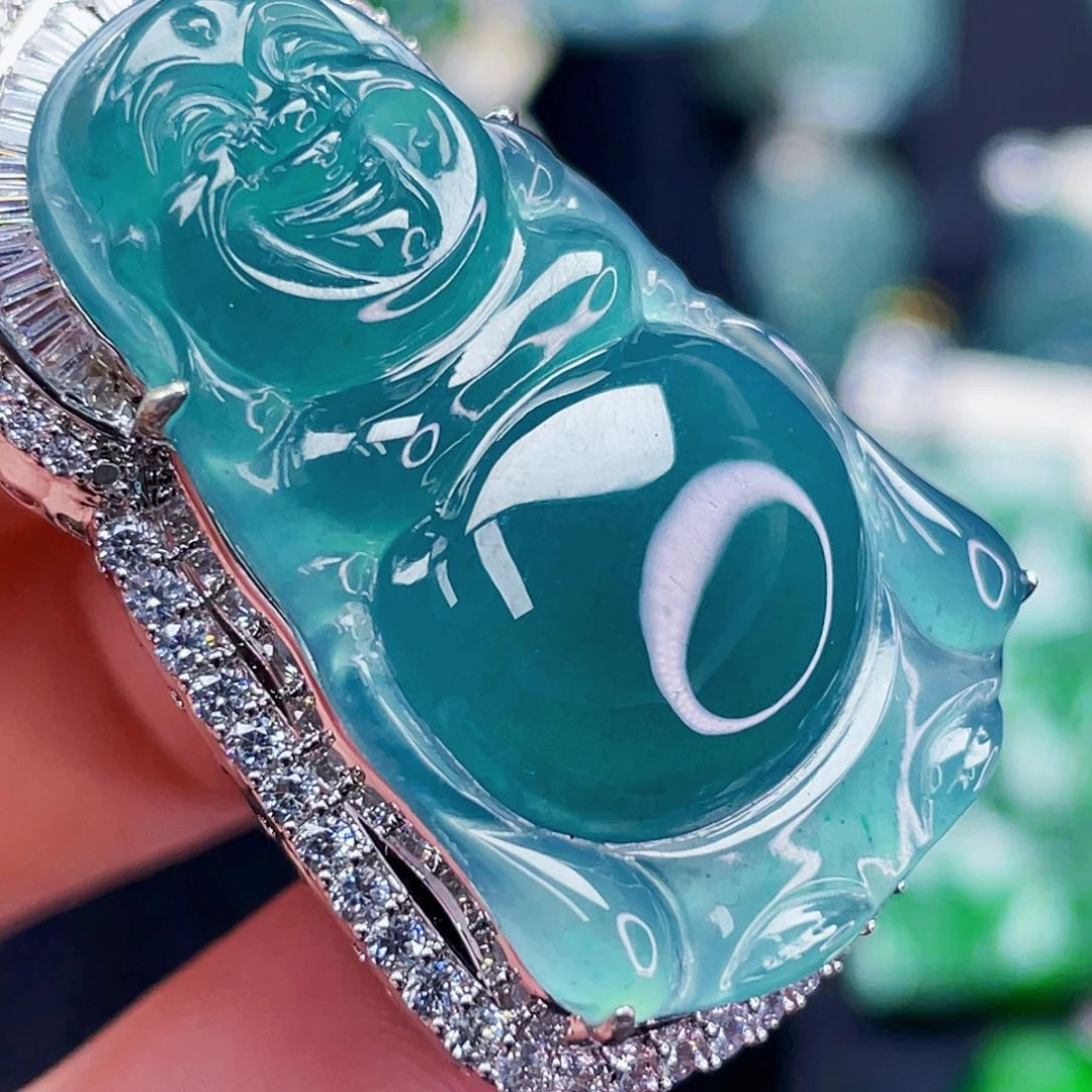 翡翠未镶嵌颈饰1，