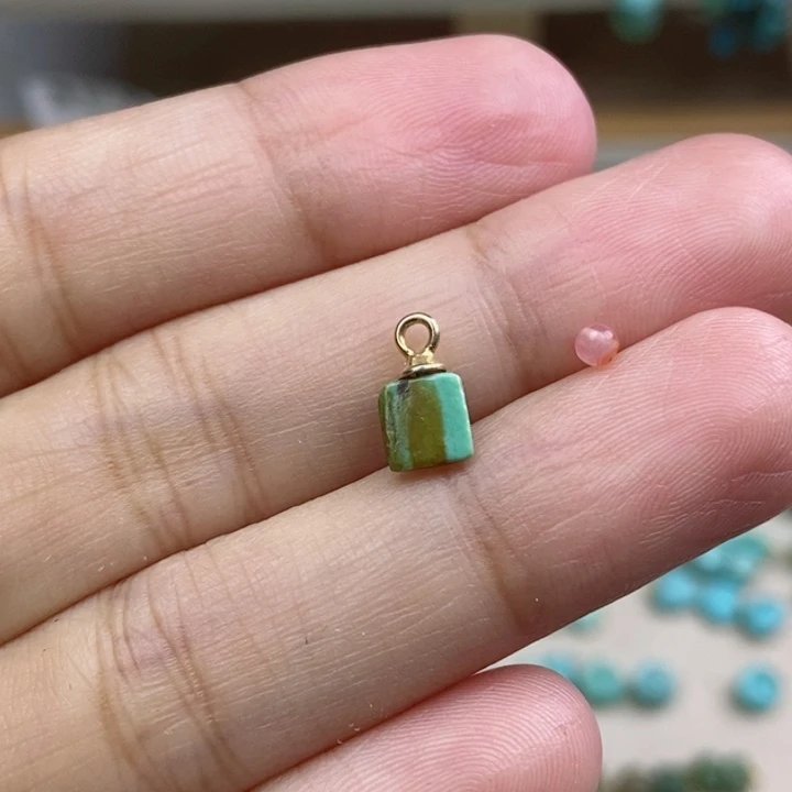 南红玛瑙未镶嵌珠宝奇石