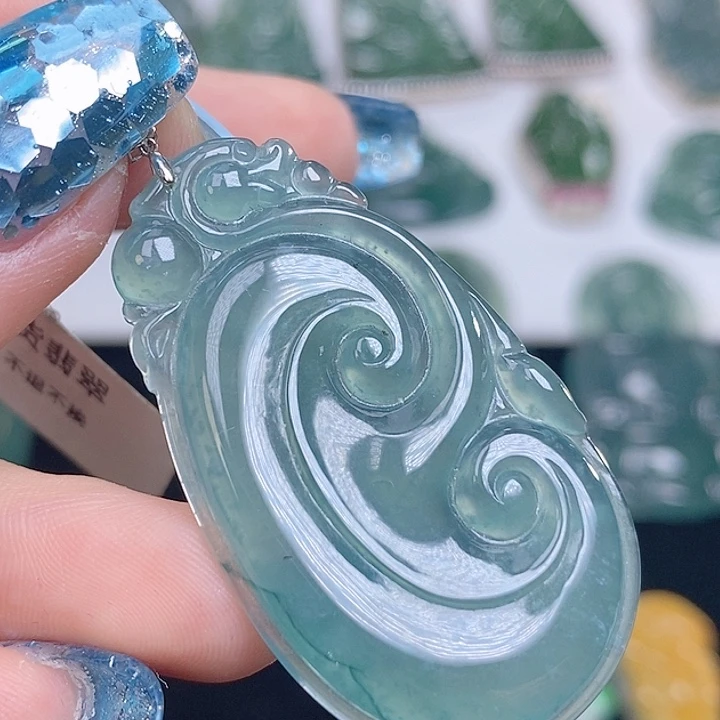 翡翠18K金镶嵌颈饰00000000000086