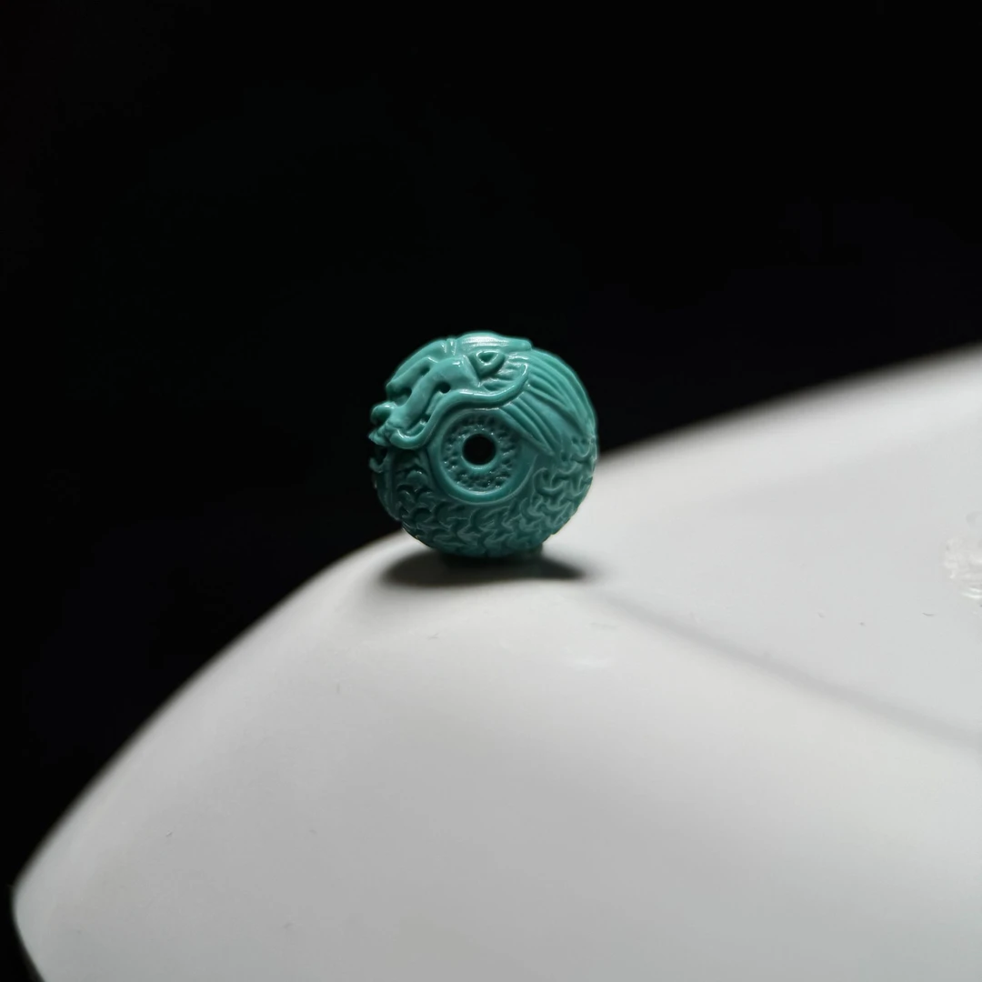 山与枢原矿绿松石手工雕刻龙扣文玩配饰高瓷玉化地大质检基地发货