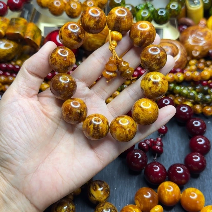 松木琥珀木文玩手串