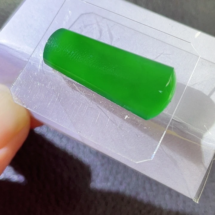 未镶嵌定制翡翠翡翠