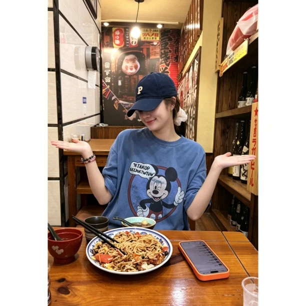 肖肖家-早八人必备！回头率拉满谁穿谁好看炒盐米奇复古T恤FD988