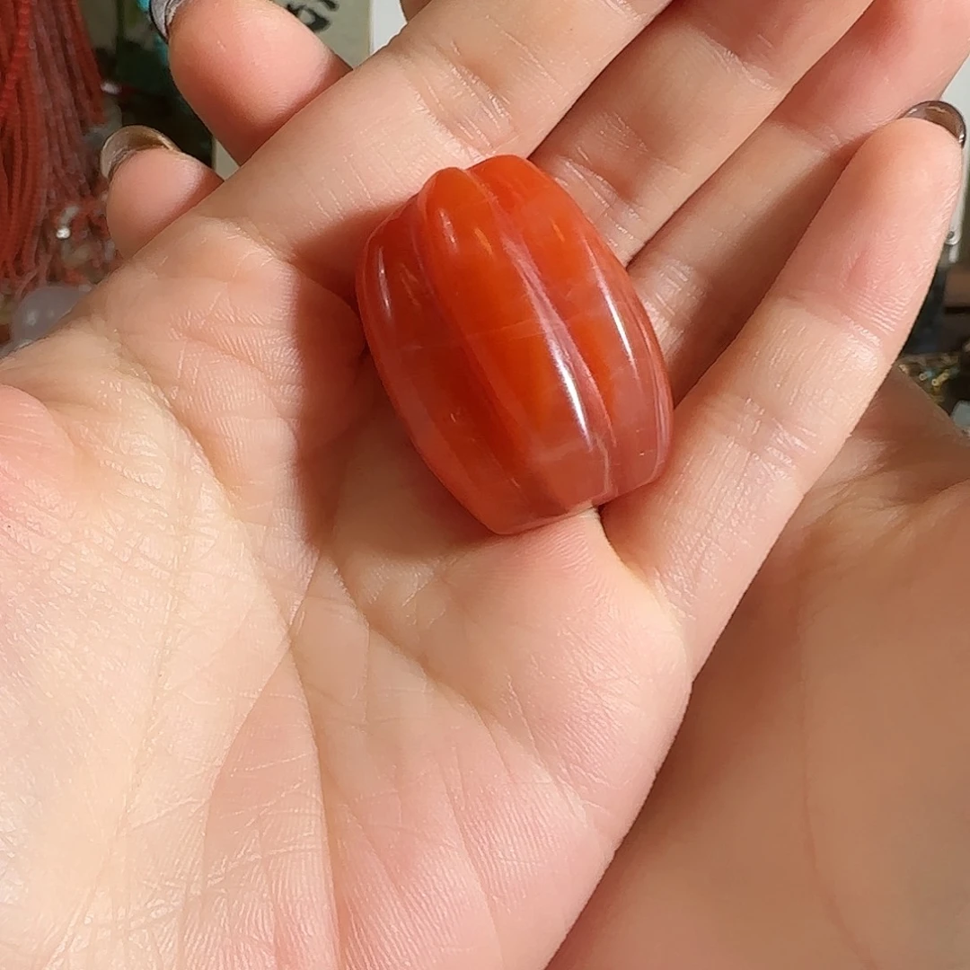 L***n和田玉未镶嵌颈饰