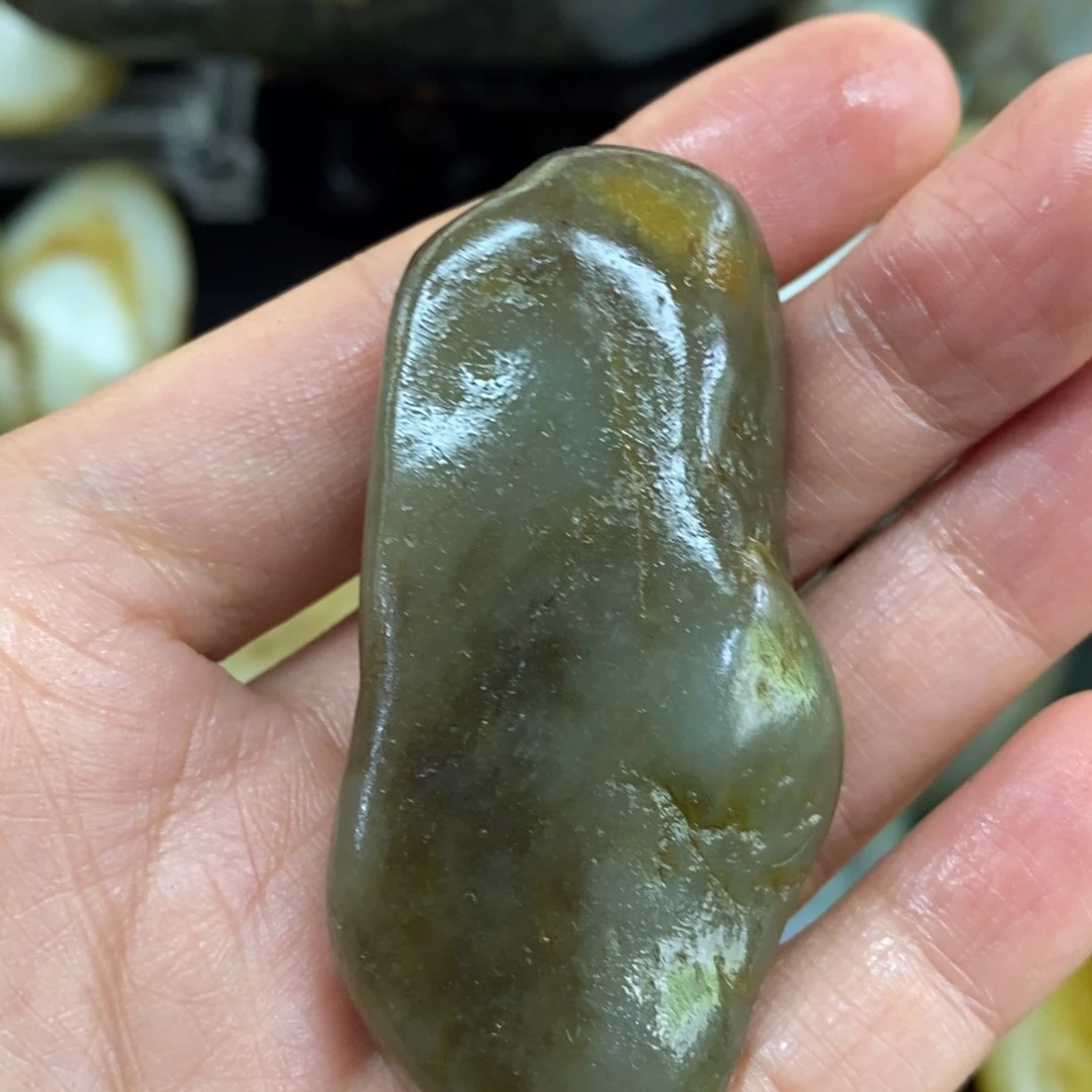 未镶嵌和田玉（糖玉）挂件