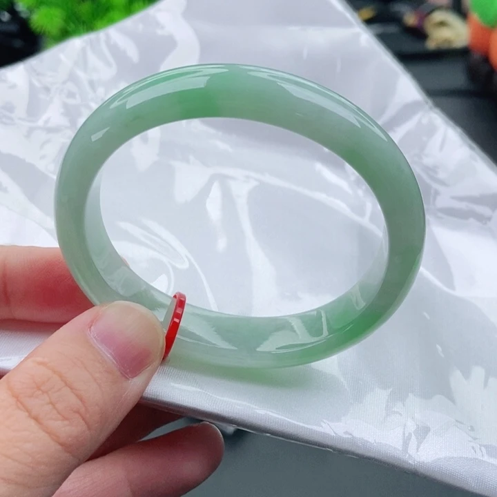 未镶嵌手镯翡翠54圈口贵妃