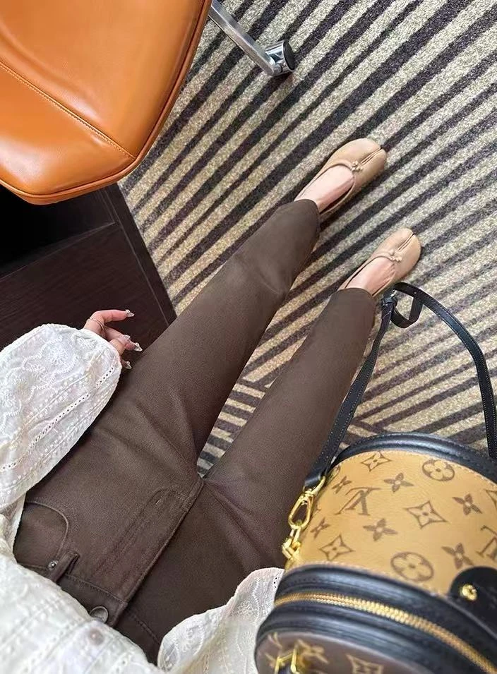 美拉德复古咖色烟管裤女加绒秋冬新款高腰显瘦弹力九分直筒法棍裤