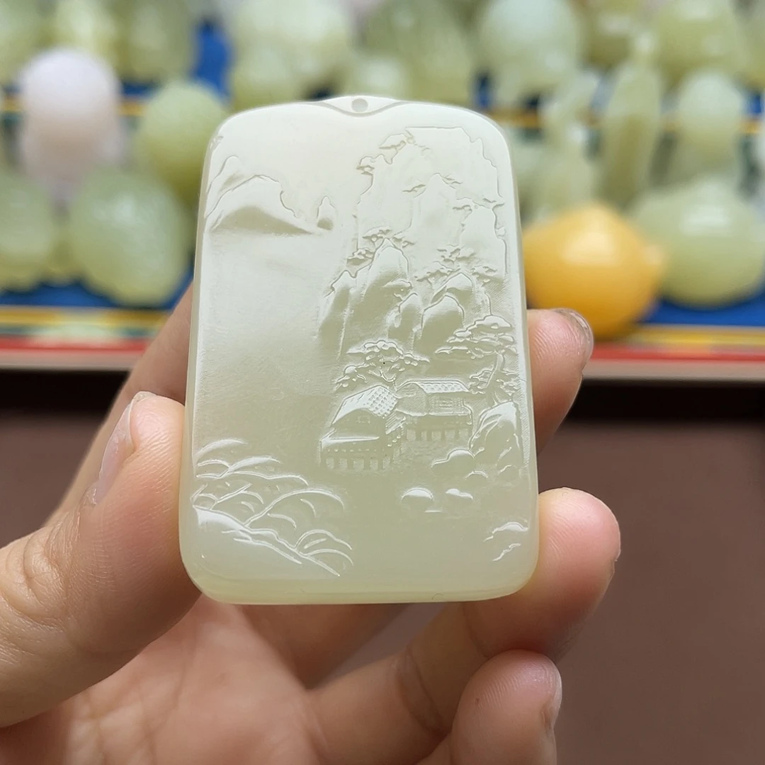 于***！玉天然桌面小摆件