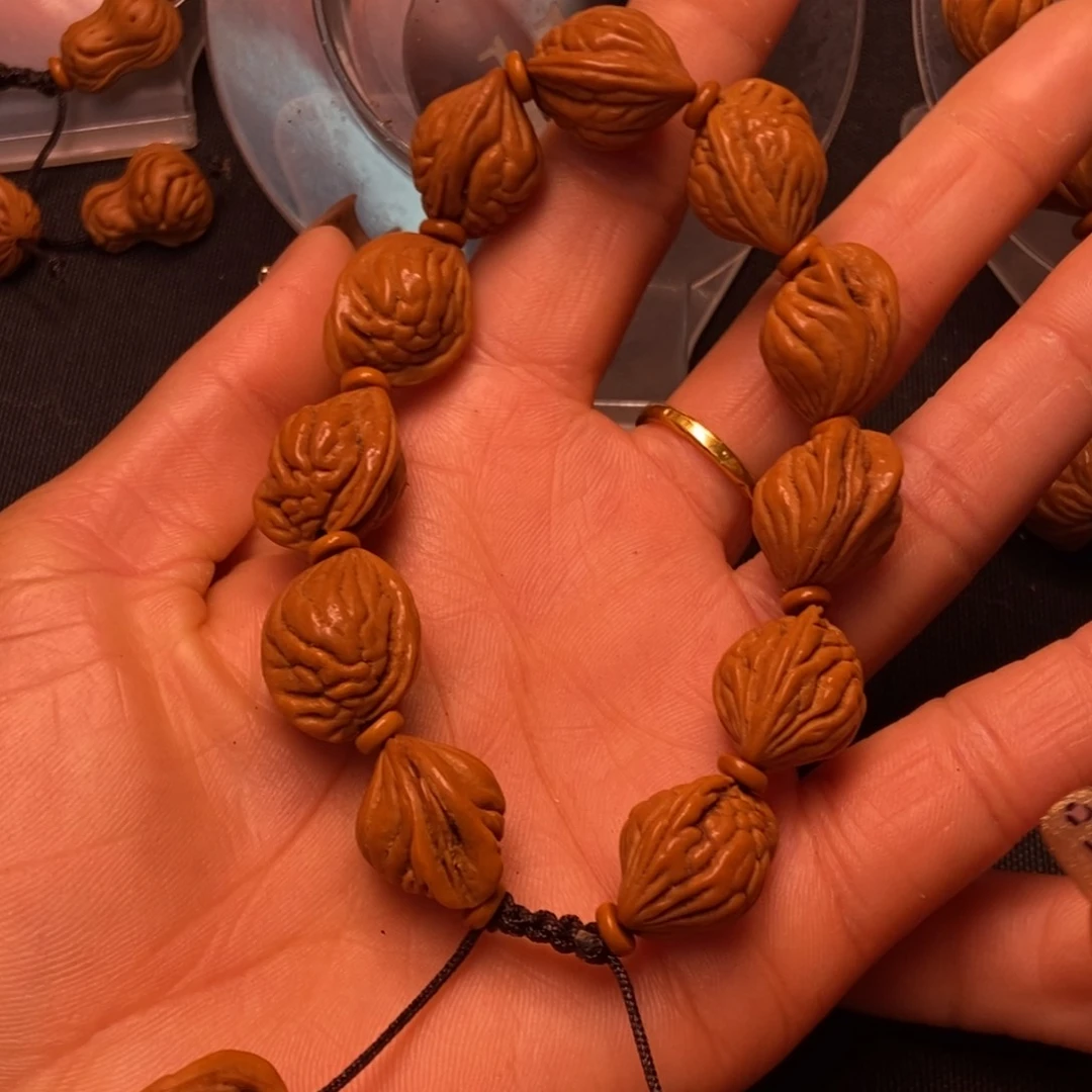 吊坠桃核陕西秦岭山桃核