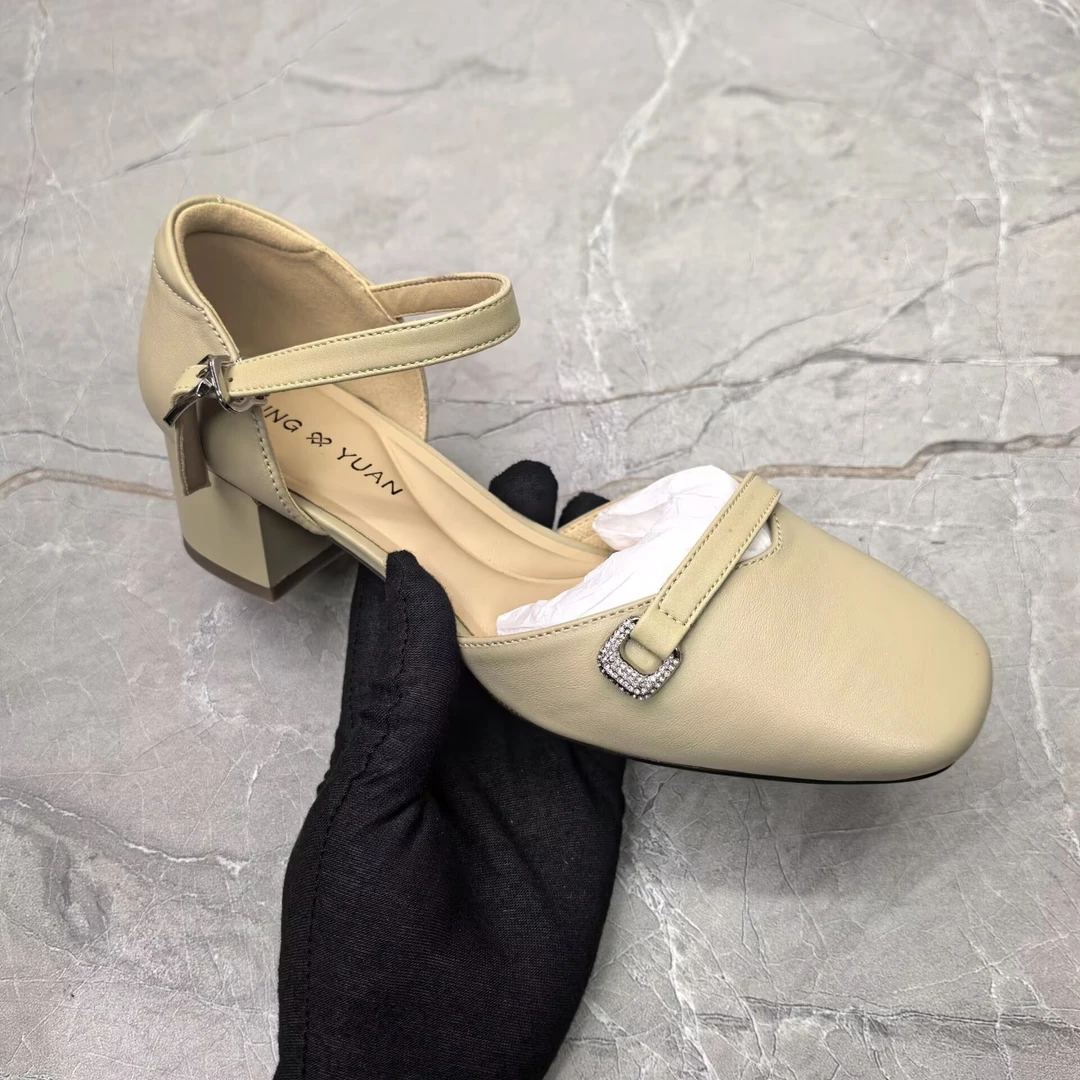 a(孤品)  37/38码凉鞋女 (牛皮)63124-20