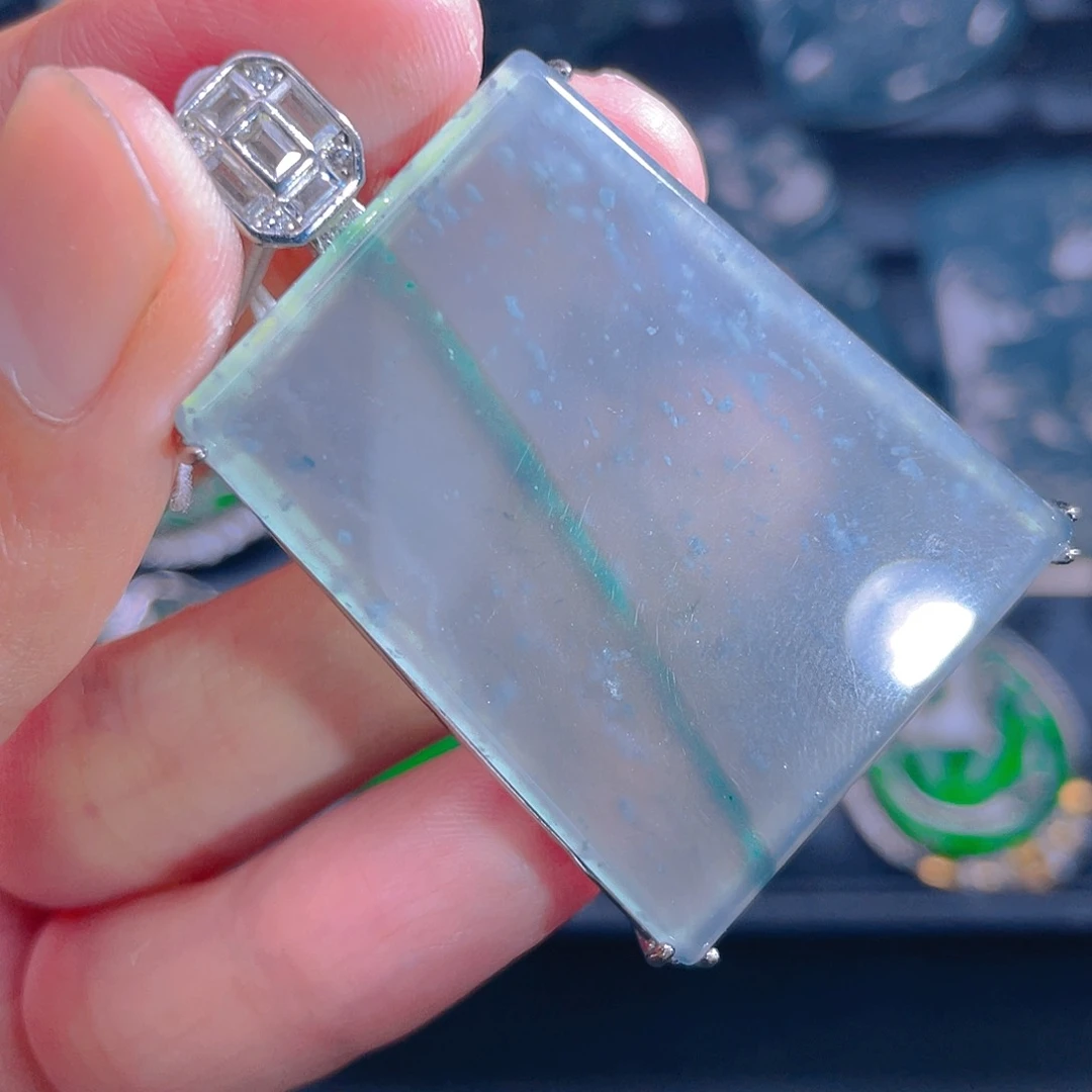 颈饰未镶嵌翡翠翡翠
