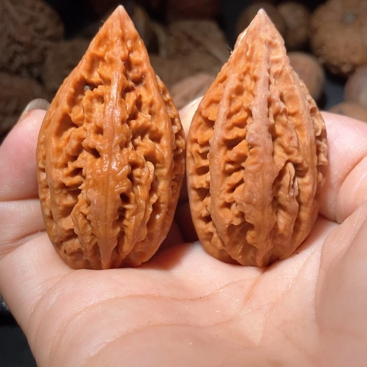 文玩核桃把件东北楸子小雪30