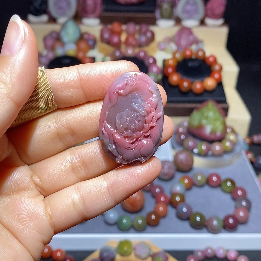 玛瑙/玉髓未镶嵌盐源玛瑙凤九牡丹花牌