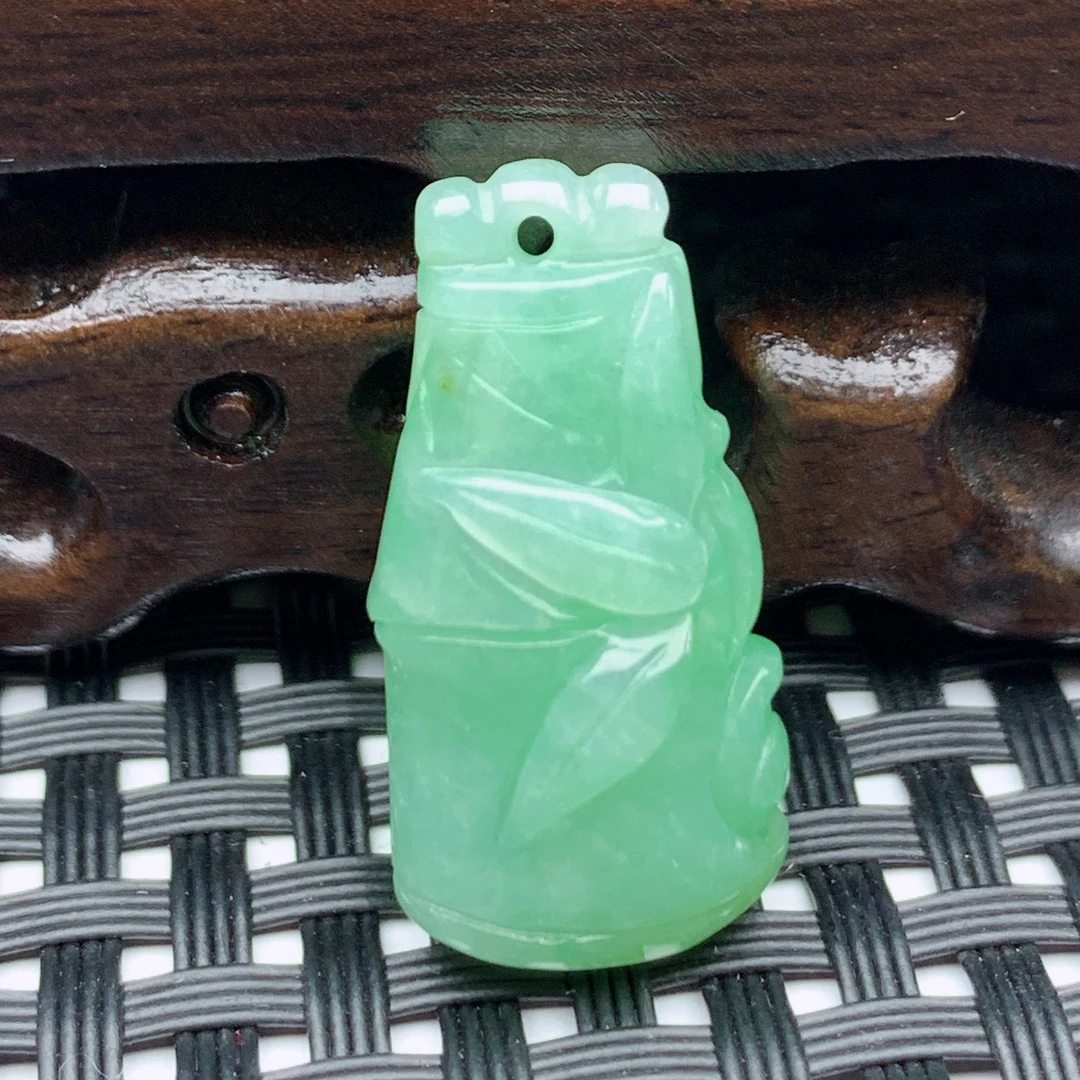 天然缅甸A货翡翠玉竹节吊坠满浅绿色苹果绿小节节高升挂件挂坠