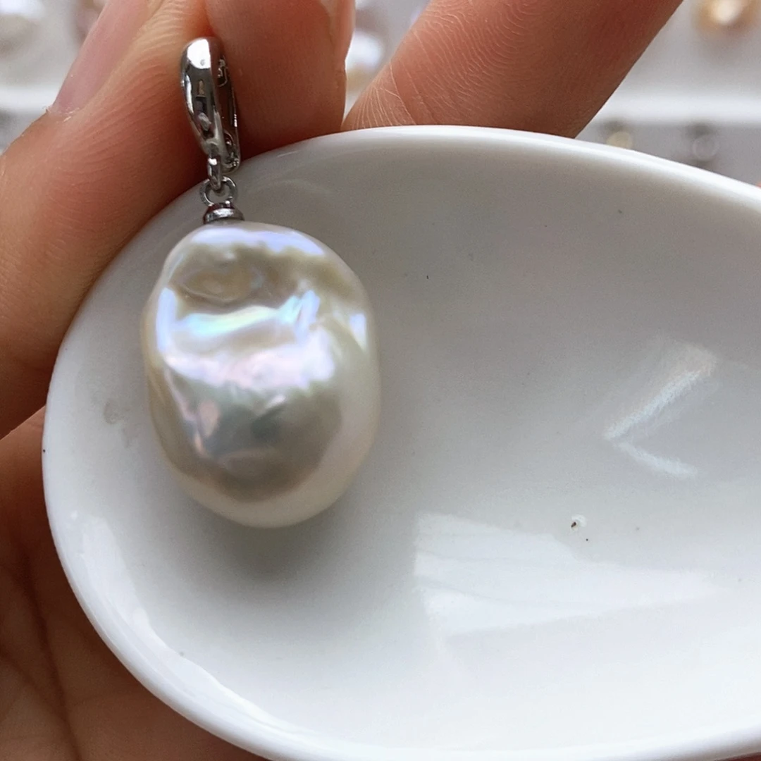 颈饰未镶嵌淡水珍珠