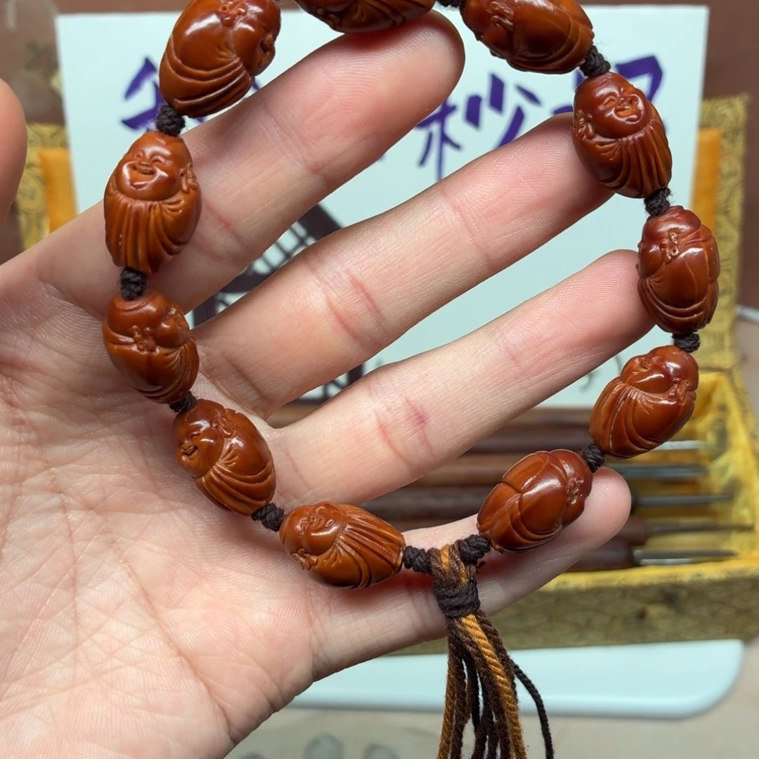 手串橄榄核小阿福