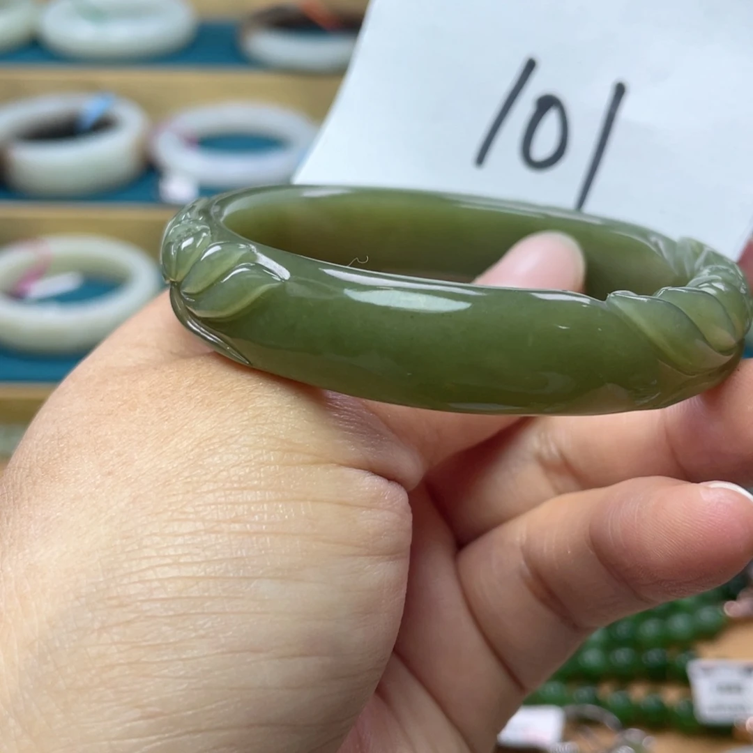 未镶嵌手镯和田玉圈口57