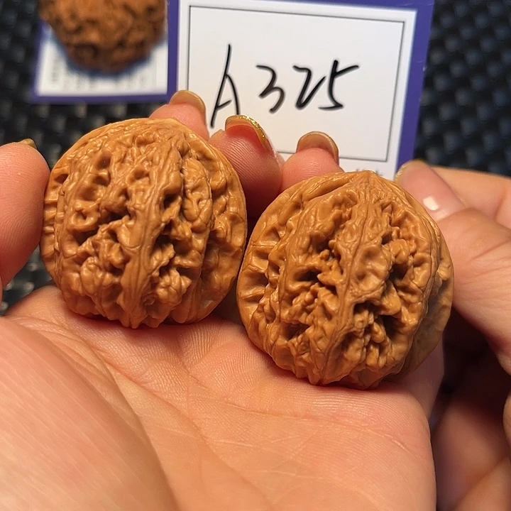 桃核把件38粗筋A325