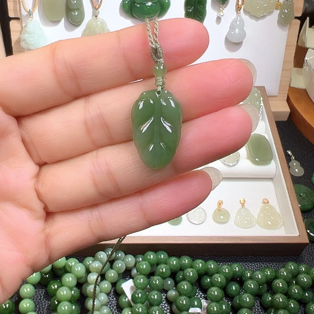 和田玉（碧玉）未镶嵌颈饰