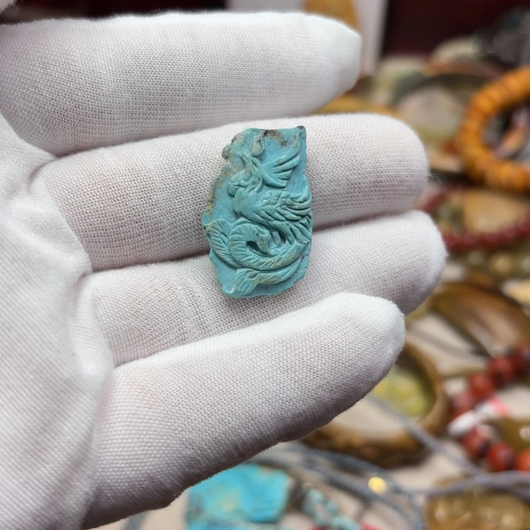 岫岩河磨玉（透闪石质玉）颈饰未镶嵌画****界