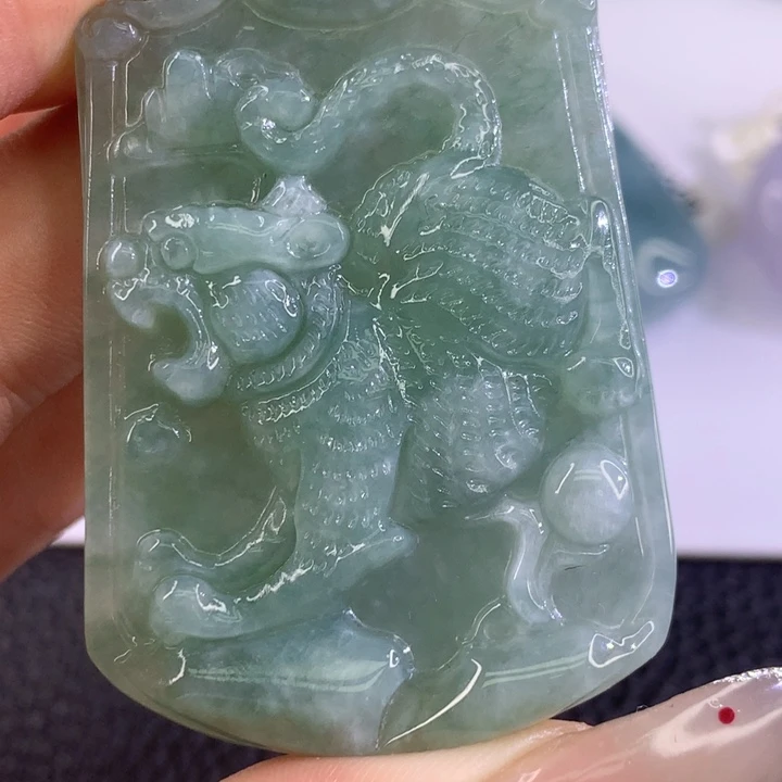 定制翡翠未镶嵌翡翠