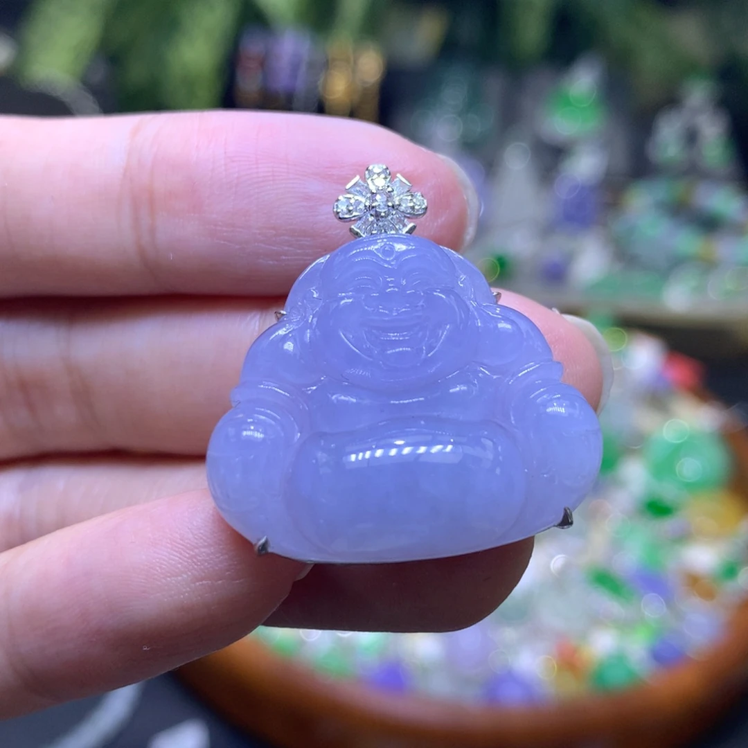 颈饰18K金镶嵌翡翠