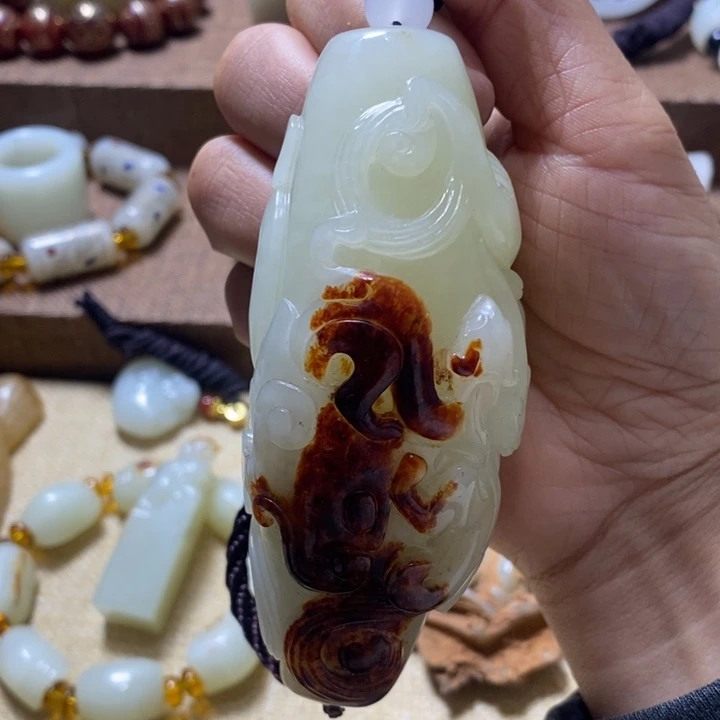 和田玉（糖玉）挂件未镶嵌王*