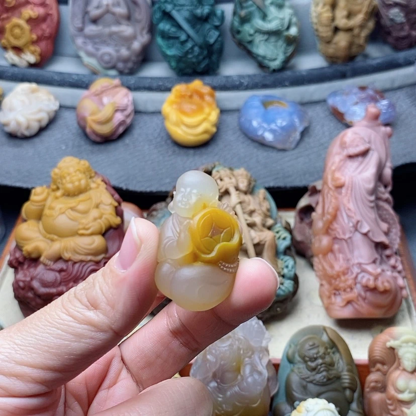 【闪购商品】定制玛瑙吊坠未镶嵌峰****店