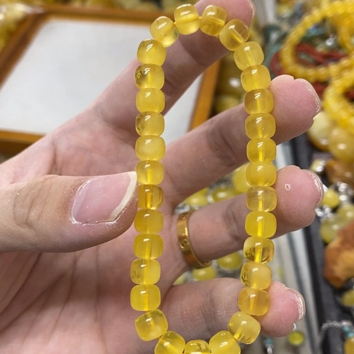 未镶嵌蜜蜡裸石多样性发货