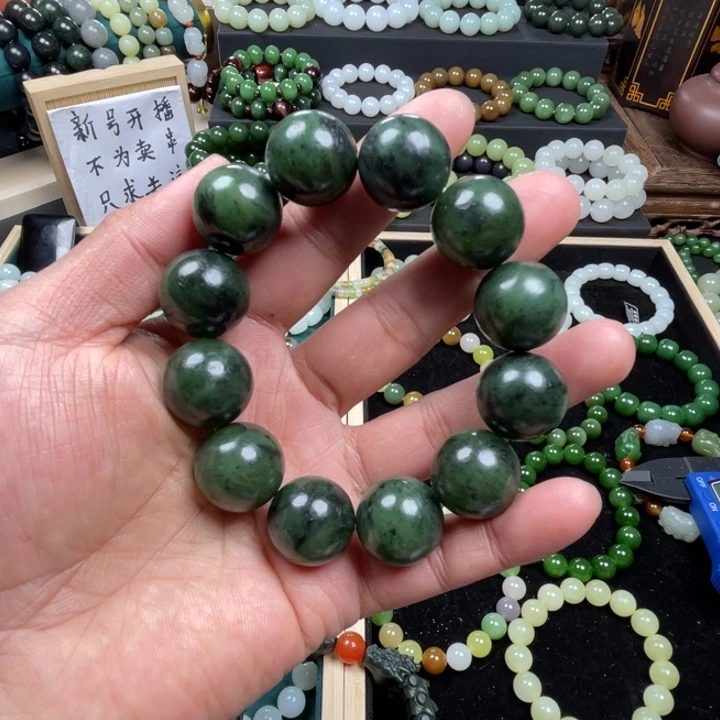 和田玉手串未镶嵌