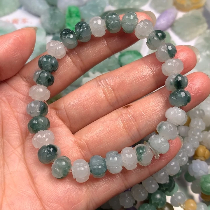 堂***姐定制翡翠未镶嵌翡翠