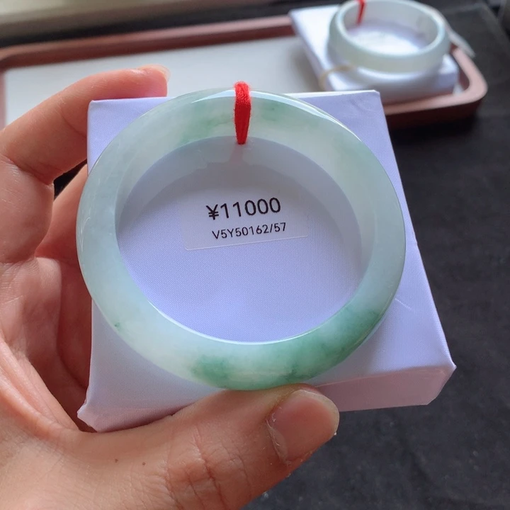 翡翠手镯未镶嵌57圈口1号